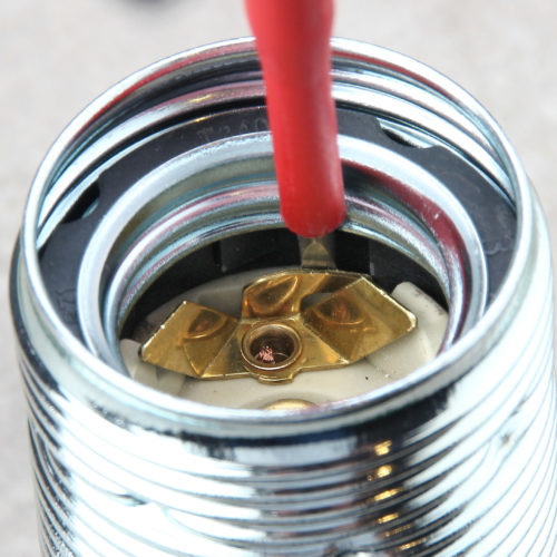 Premium-Metall-Fassung-richtig-verkabeln-und-wieder-oeffnen_3-500x500