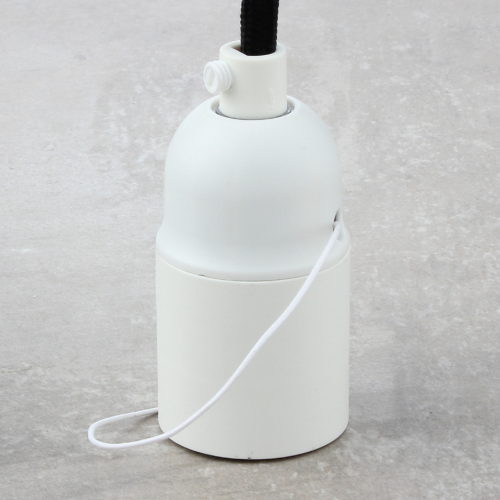 Zugschalter-Thermoplast-Fassung-richtig-verkabeln-und-wieder-oeffnen_1-500x500